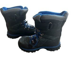 Quest Boys Black Blue Winter Snow Boots 3M Thinsulate Waterproof Rugged Size 3